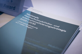 Bild 284 / 287
