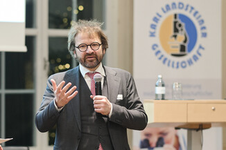 Bild 24 / 68