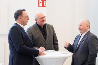 Bild 7 / 145