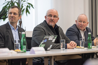 Bild 42 / 145