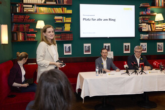 Bild 11 / 26