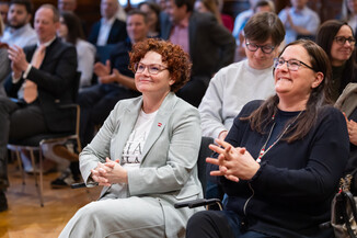 Bild 15 / 141