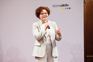 Bild 16 / 141