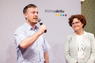 Bild 33 / 141