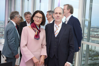 Bild 13 / 125