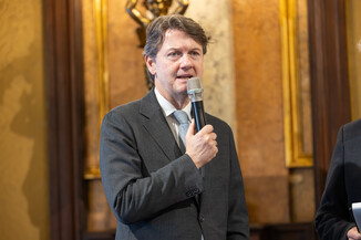 Bild 42 / 182