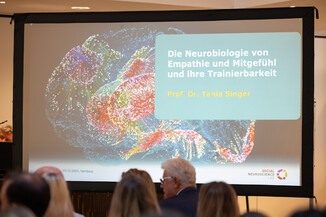 Bild 37 / 143