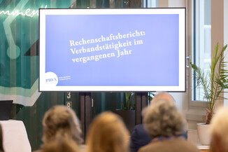 Bild 27 / 169