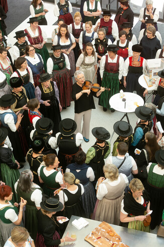 Bild 894 / 1837