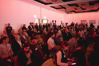 Bild 43 / 297