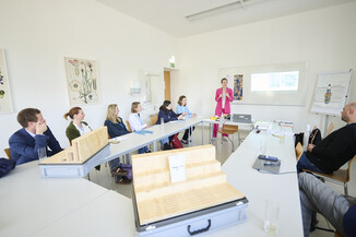 Bild 128 / 141