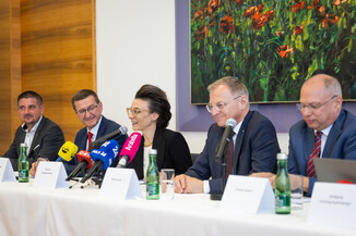 Bild 14 / 45
