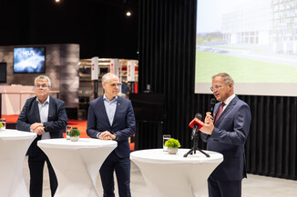 Bild 8 / 32