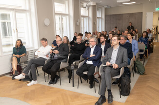 Bild 10 / 27
