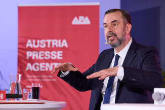 Bild 13 / 68