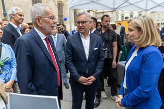 Bild 112 / 221