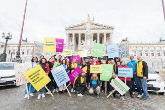 Bild 12 / 166
