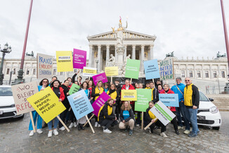 Bild 13 / 166