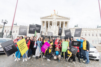 Bild 14 / 166