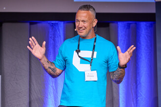 Bild 15 / 135