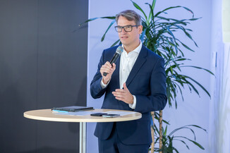 Bild 3 / 51