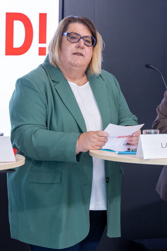 Bild 11 / 51