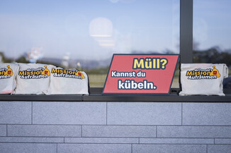 Bild 2 / 65