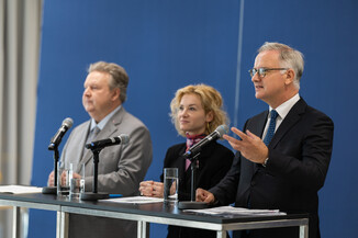 Bild 8 / 18