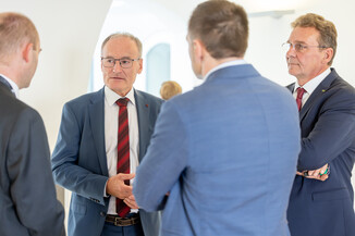 Bild 7 / 166