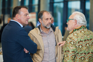 Bild 8 / 121
